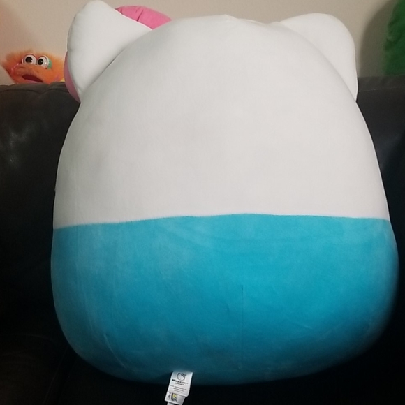 New Limited Editon Hello Kitty 20" Squishmallows - Picture 7 of 11